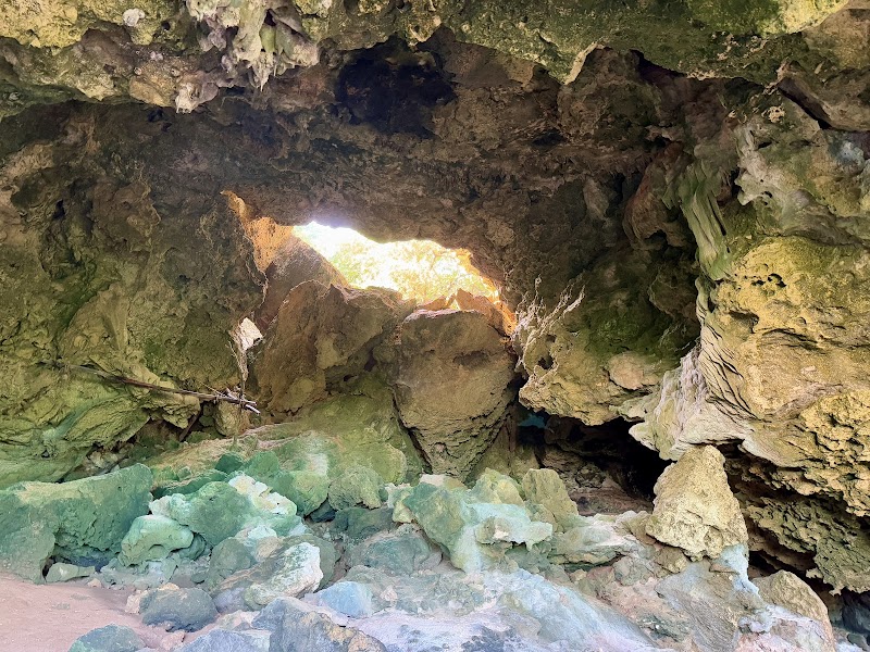 Two Foot Bay Cave & Historic Outpost - Two Foot Bay Cave & Historic Outpost