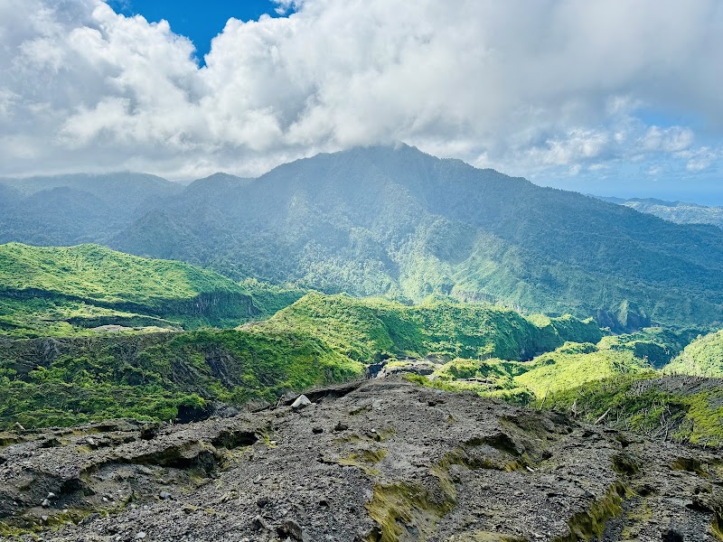 Volcanic Wonders: La Soufrière Volcano - La Soufrière Volcano