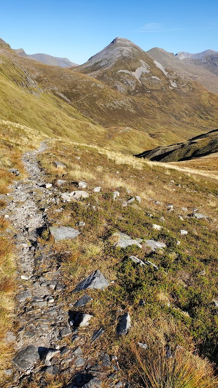 Hiking the Majestic Binnein Beag - Binnein Beag