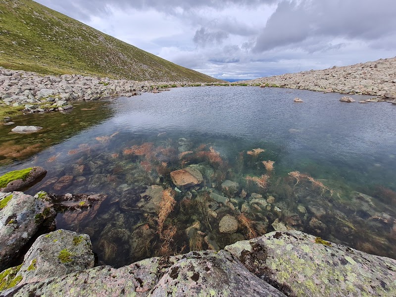 Loch Adventure at Coire an Lochain - Loch Coire an Lochain