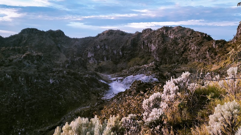 Majestic Mount Sumbing: A Central Java Wonder - Mount Sumbing