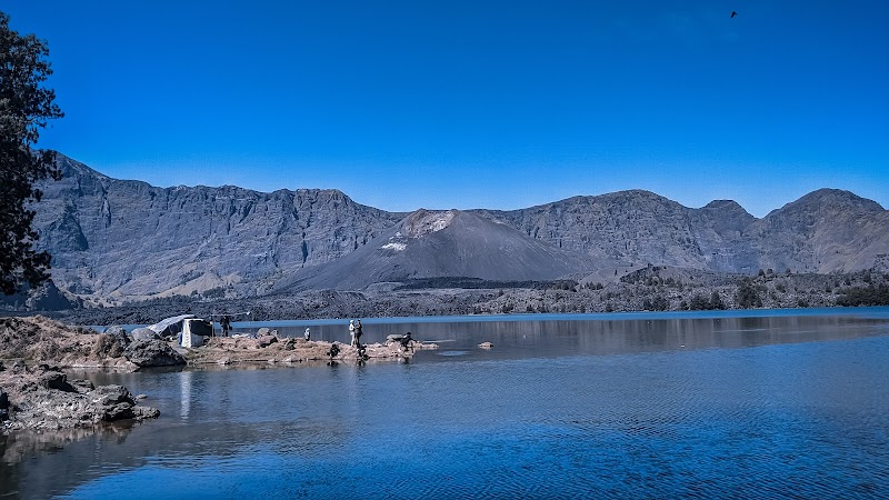 Peak of Wonder: Mount Rinjani - Mount Rinjani