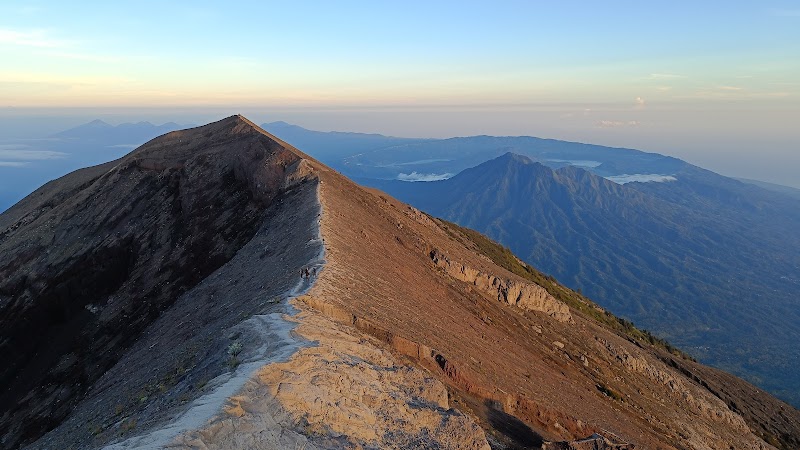 Majestic Peak of Bali: Mount Agung - Mount Agung