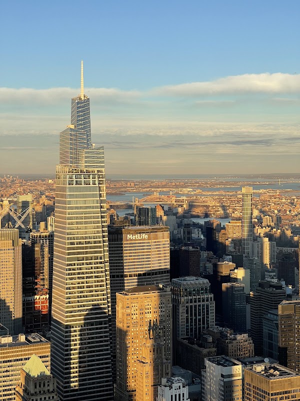 Skyscraping Wonders in New York City surrounding landscape