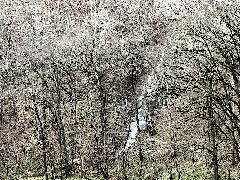 Charlotte Falls: A Natural Gem in Jackson County surrounding landscape
