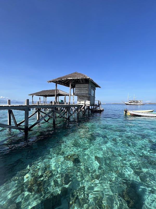 Underwater Wonderland: Kanawa Island - Kanawa Island