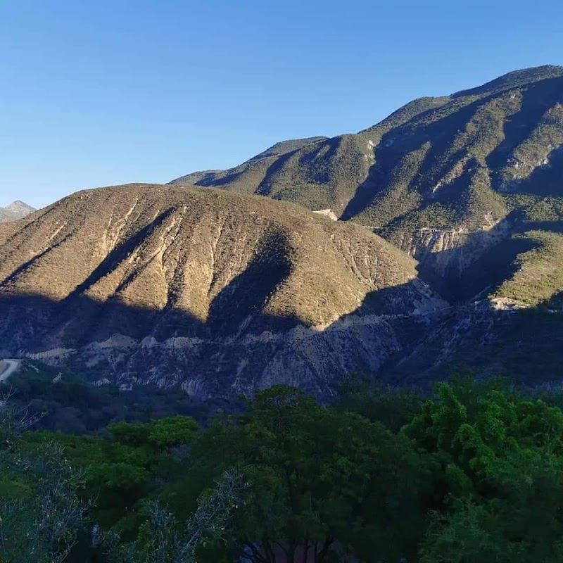 Soak in Nature's Bliss at Pozas de Las Grutas Tolantongo - Pozas de Las Grutas Tolantongo