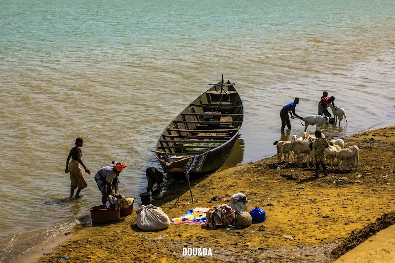 Charming Riverside Scenes of Segou - Segou