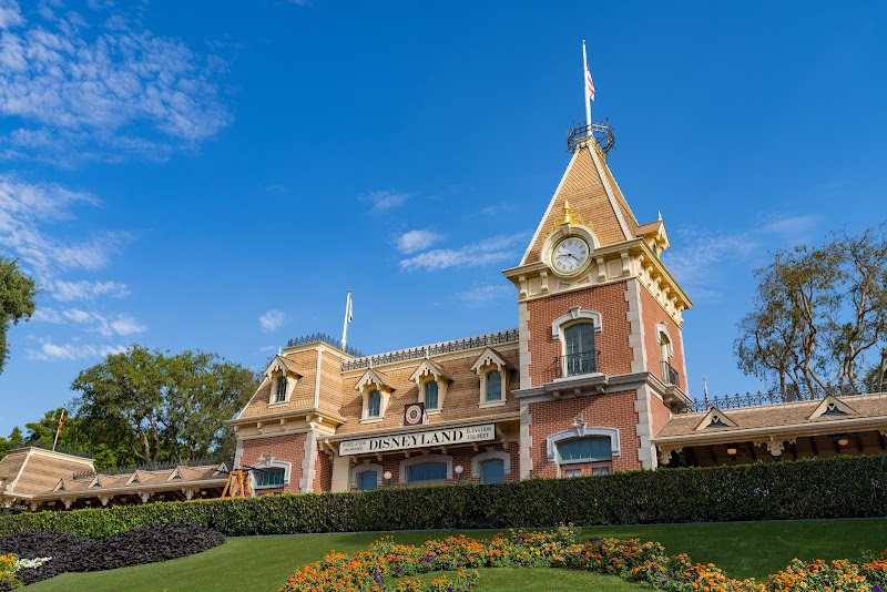 A Magical Kingdom in Anaheim: Disneyland Park surrounding landscape