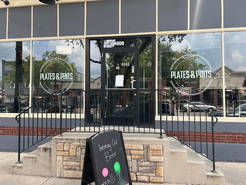 Culinary Delights at Broadway Plates and Pints surrounding landscape