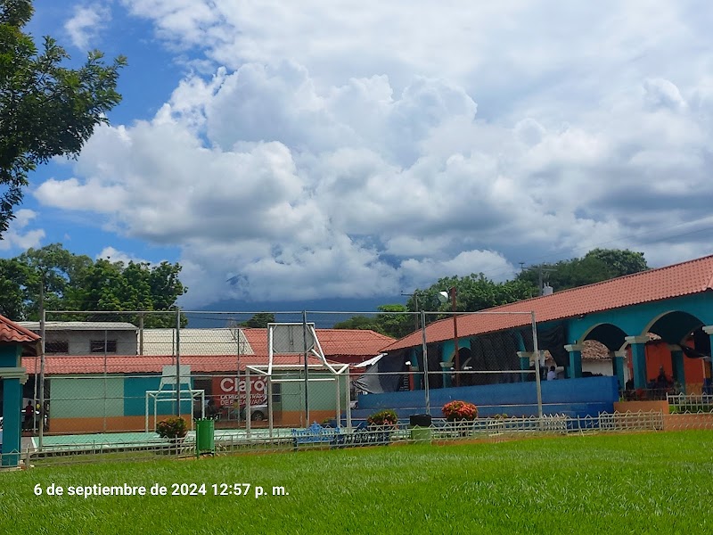 Discovering Moncagua Park - Moncagua Park