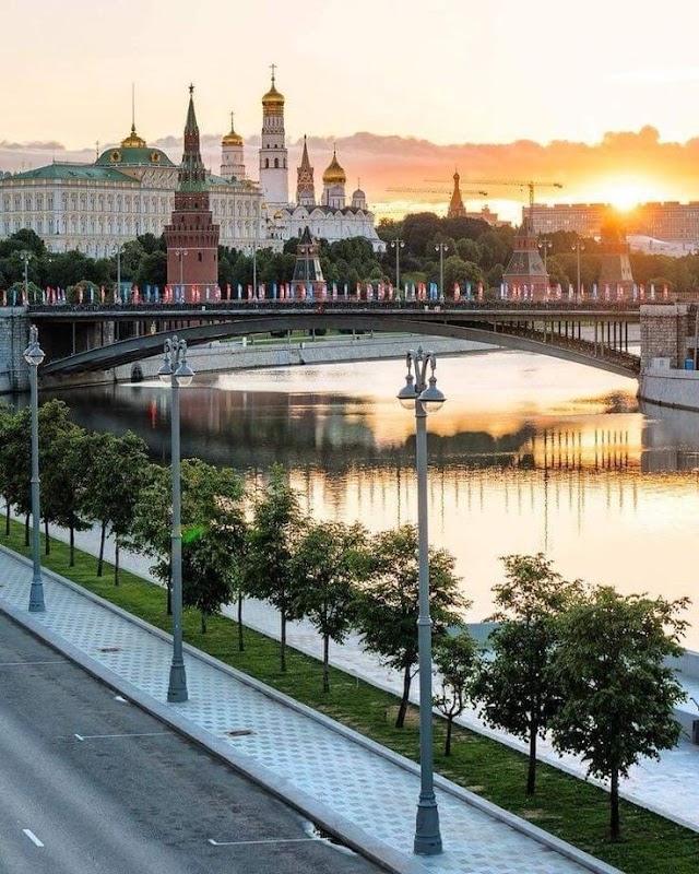 Discover Moscow's Architectural Marvel - Moscow