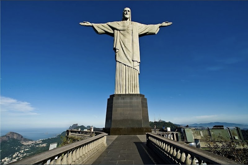 Christ the Redeemer: Embracing the Beauty of Rio - Christ the Redeemer