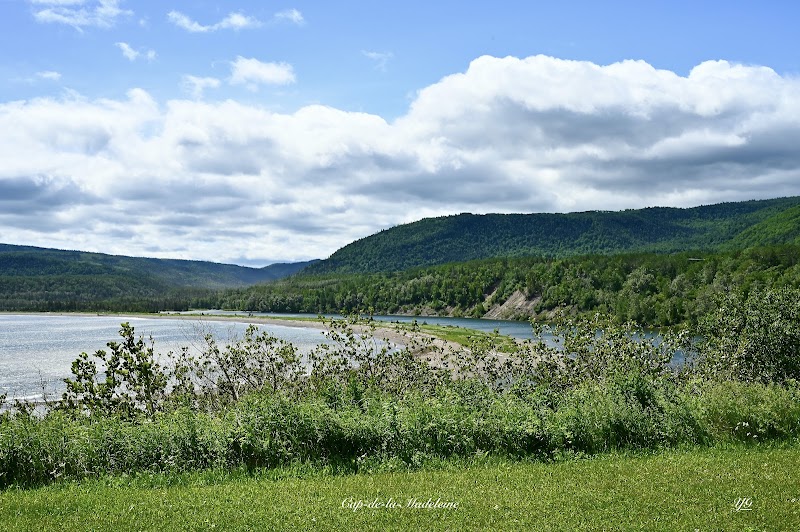 Majestic Archways of Gaspé Peninsula outdoor detail