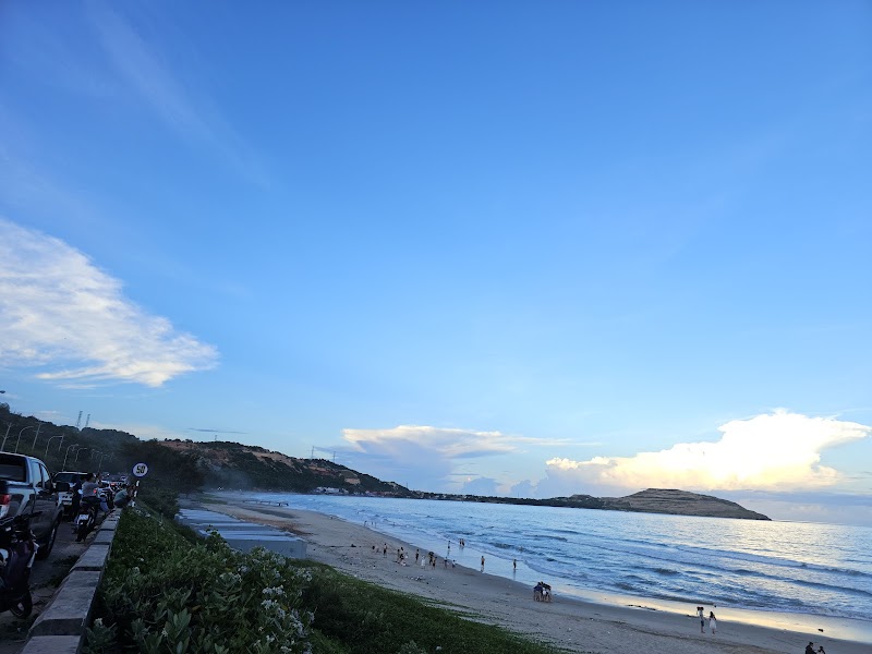 Sun-Kissed Shores of Mui Ne Beach - Mui Ne Beach