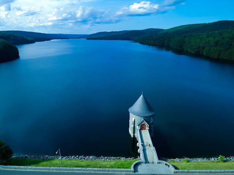 Nature's Beauty at Saville Dam surrounding landscape