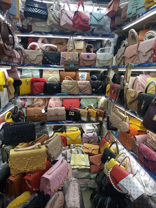 Vibrant Bargains at Idumota Market - Idumota Market