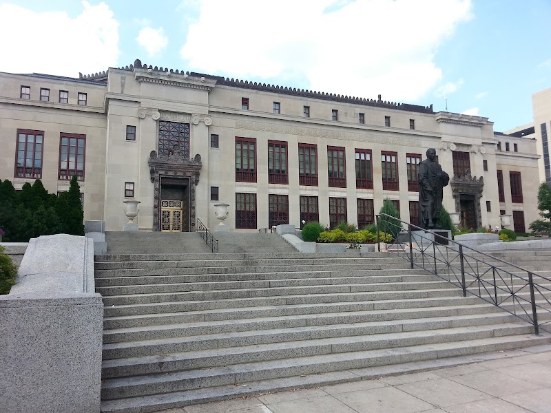 Architectural Marvel: Columbus City Hall surrounding landscape