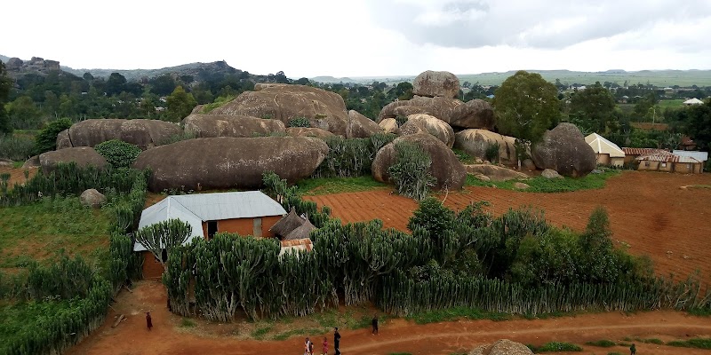 Rock Formations of Riyom: A Geological Wonder - Riyom Rock
