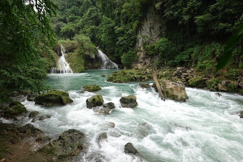 Cascading Elegance: Semuc Champey - Semuc Champey