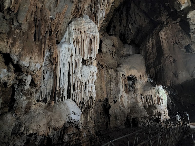 Exploring the Mysteries of Cuevas de Talgua - Cuevas de Talgua