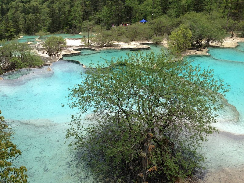 Huanglong's Natural Wonder - Huanglong