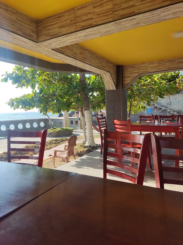 Breezy Shores: Restaurante y Hotel Brisas Marinas - Restaurante y Hotel Brisas Marinas