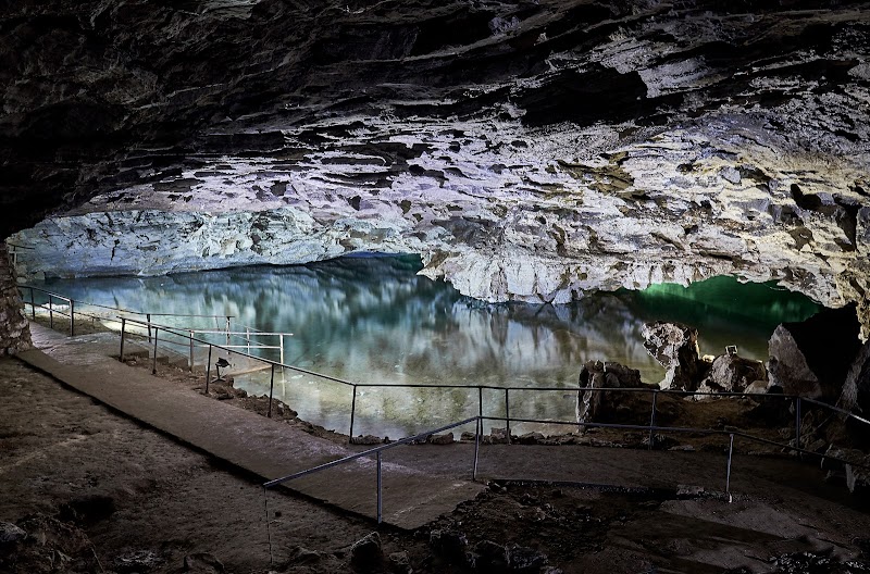 Underground Wonders: Kungurskaya Ledyanaya Peshchera - Kungurskaya Ledyanaya Peshchera