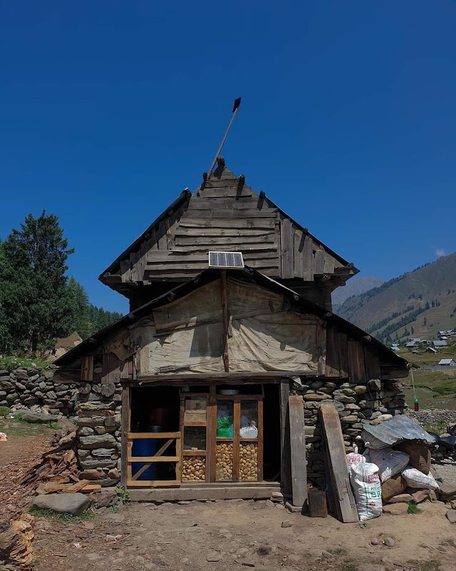 Discover the Tranquil Beauty of Warwan Valley - Warwan Valley