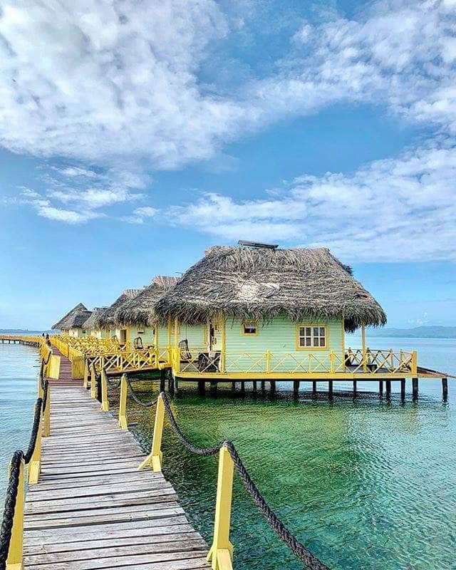Overwater Bliss: Bocas del Toro - Bocas del Toro