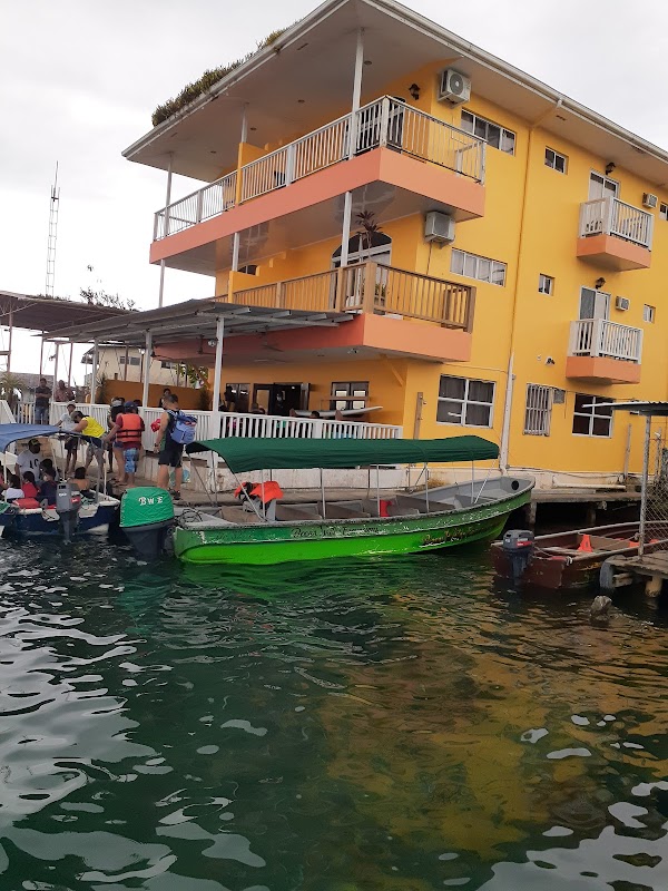 Overwater Bliss: Bocas del Toro - Bocas del Toro