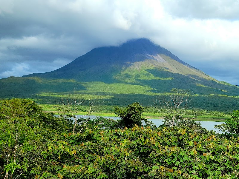 Arenal Volcano's Majestic Splendor - Parque Nacional Volcán Arenal