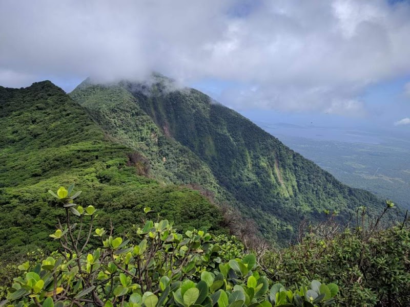 Mombacho's Majestic Peaks - Mombacho