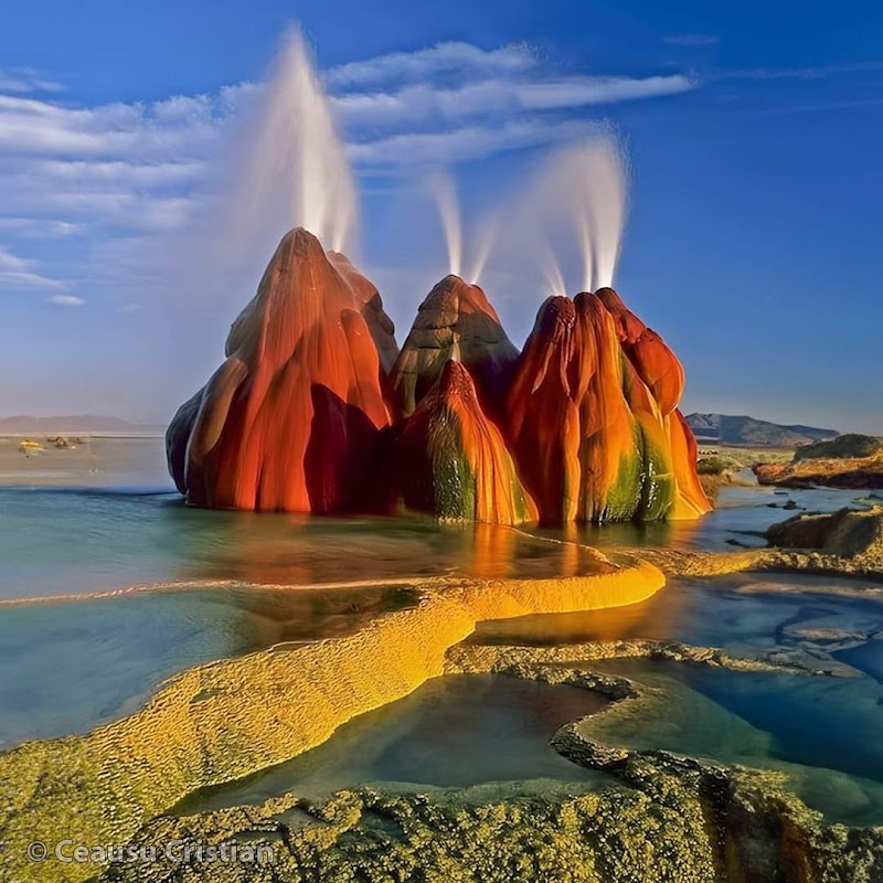 Fly Ranch Geyser: Nature's Vibrant Canvas - Fly Ranch Geyser
