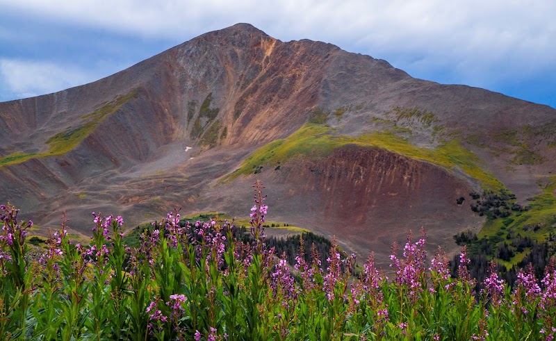 Majestic Peaks: Mount Antero in Colorado - Mount Antero