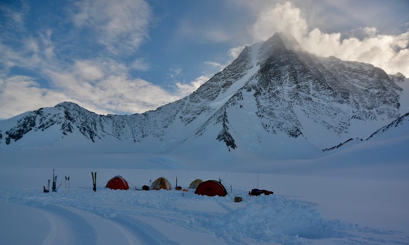 Majestic Peaks: Mount Tyree Introduction - Mount Tyree