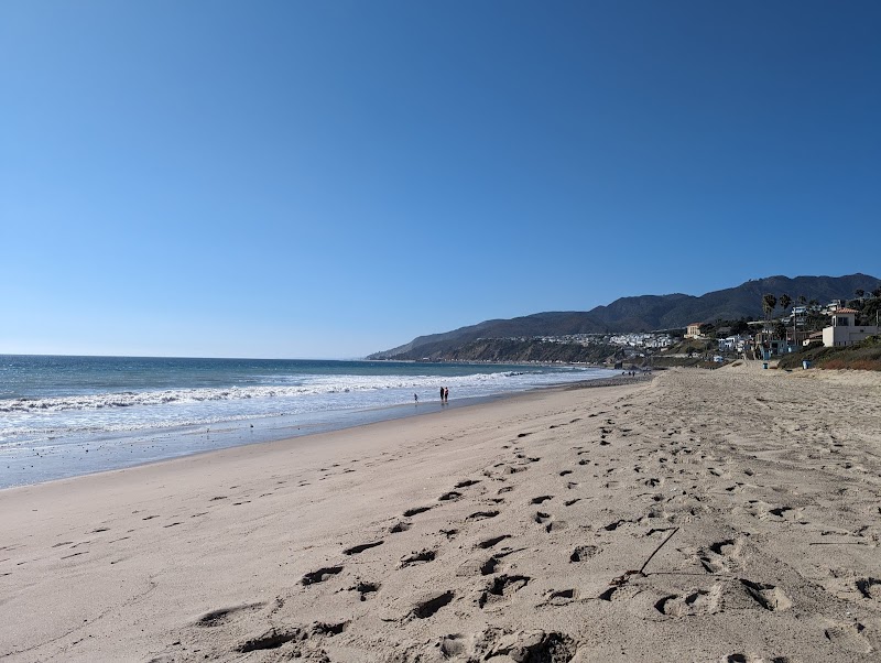 Coastal Serenity at Sunset Beach surrounding landscape