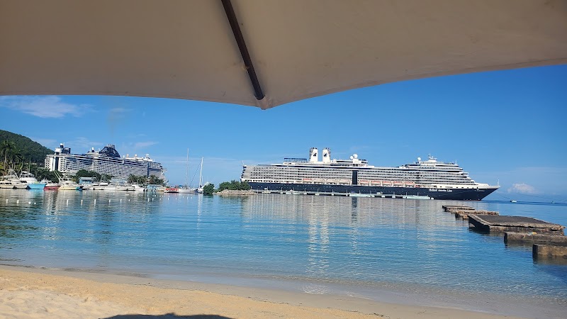 Sun-Kissed Serenity at Ocho Rios Bay Beach - Ocho Rios Bay Beach