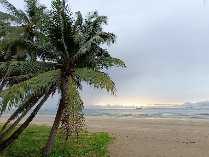 Sandy Serenity at Thung Wua Laen Beach - Thung Wua Laen Beach