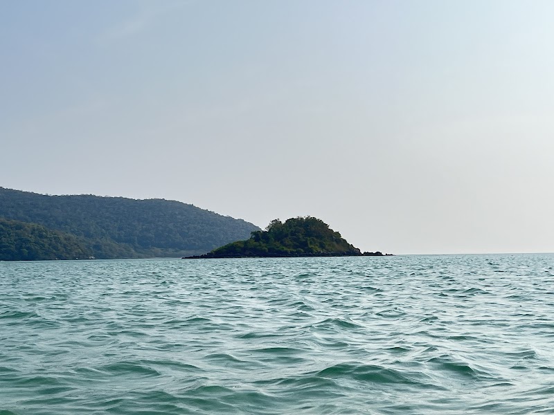Sun-Kissed Serenity at Toey Ngam Beach - Toey Ngam Beach