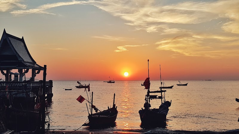 Sunlit Strolls at Wonnapha Beach - Wonnapha Beach