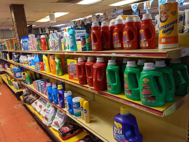 Local Gem in Columbus: Livingston Market surrounding landscape