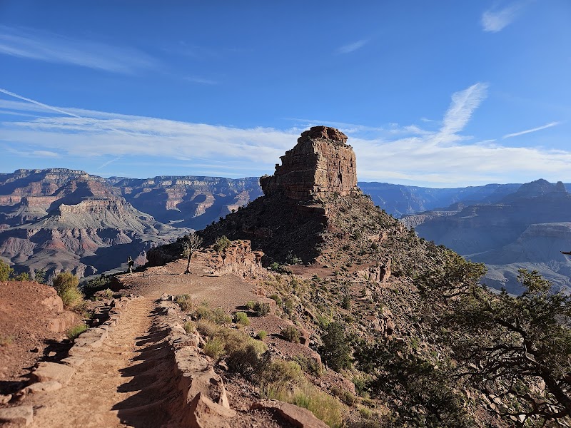 Scenic Wonders of South Kaibab Trail surrounding landscape