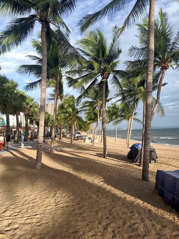 Sun-Kissed Shores: Jomtien Beach, Chon Buri - Jomtien Beach