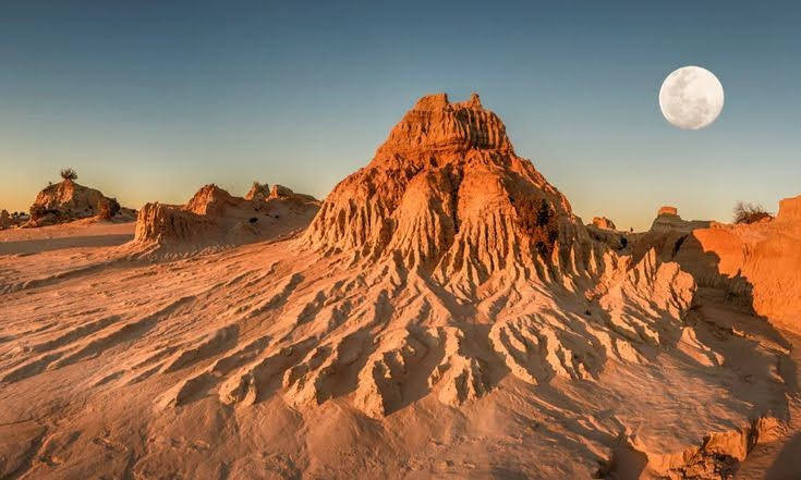 Mungo National Park adventures