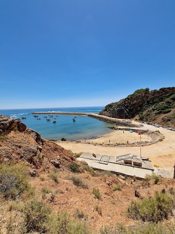 Discover the Tranquil Baleeira Beach in Algarve - Baleeira Beach