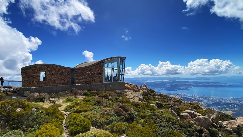 Majestic Mount Wellington: Nature’s Haven in Hobart surrounding landscape