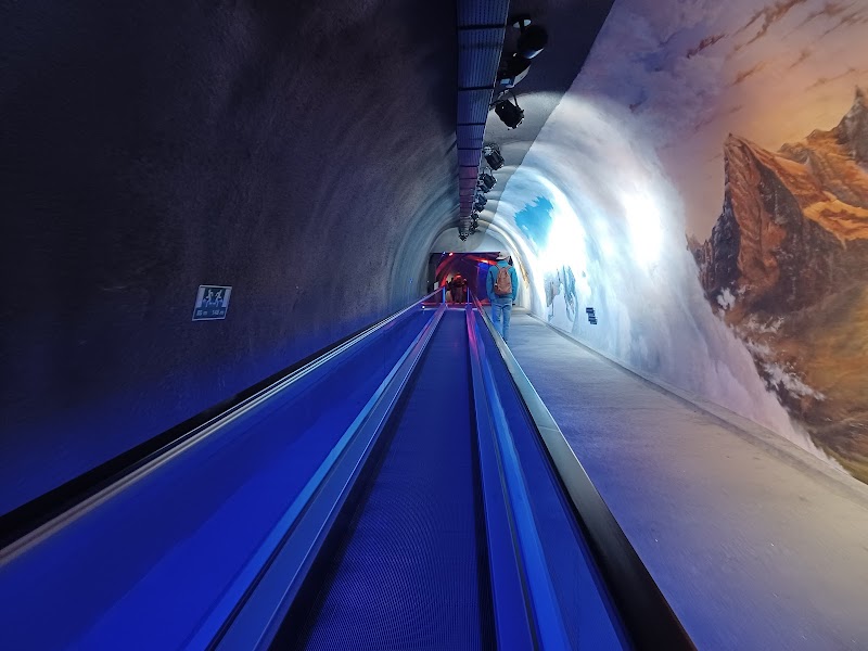 The Majestic Jungfrau: A Swiss Alpine Wonder - Jungfrau