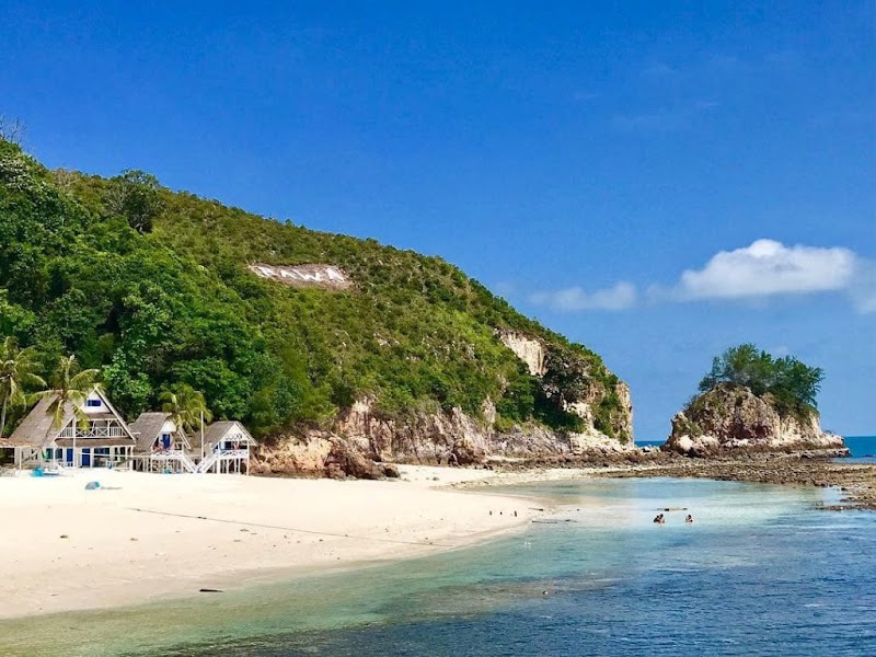 Tropical Paradise: Rawa Island - Rawa Island