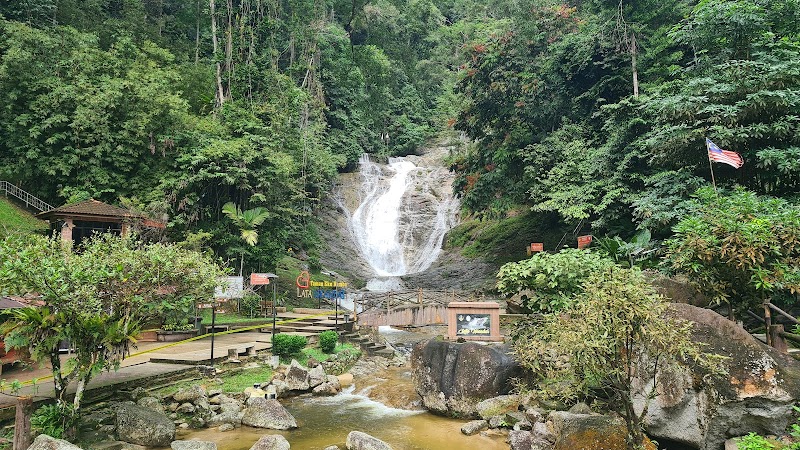 Majestic Falls of Lata Iskandar - Lata Iskandar